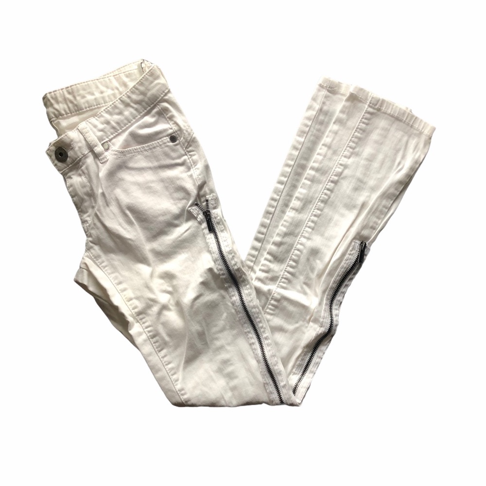 BCBG MaxAzria White Zippered Jeans